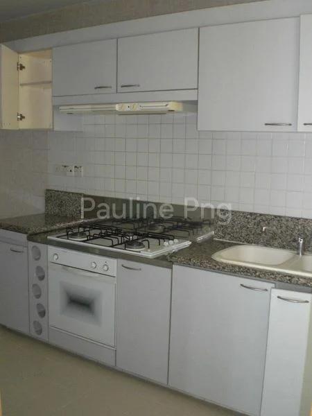 3 Bed Condo for Rent in  The Huntington - Image 6